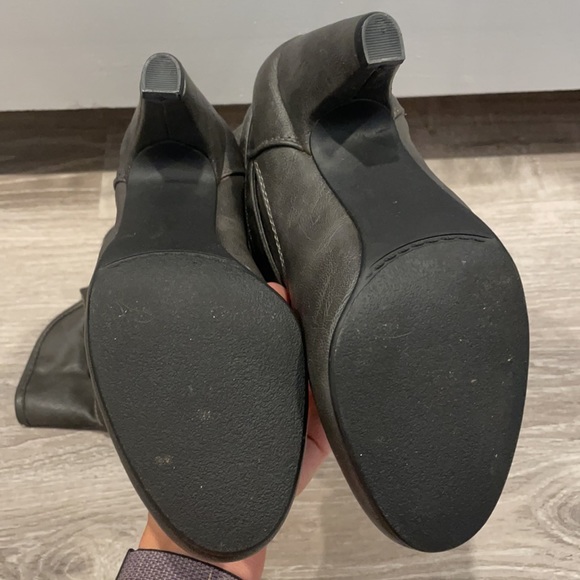 Grey Slouchy Nine West Boots - Picture 12 of 12